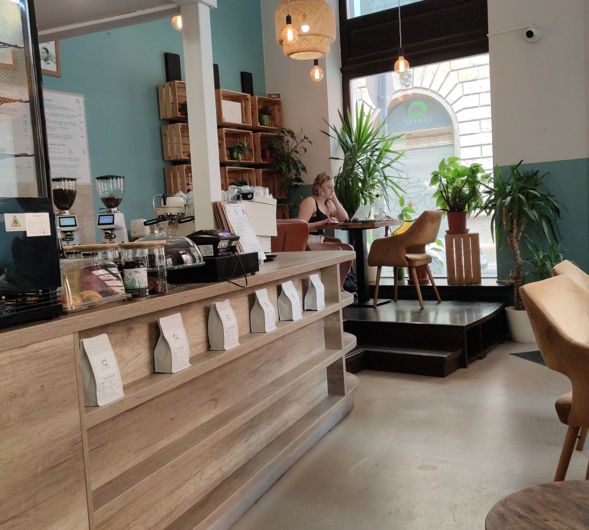 Daisuke Corvin specialty coffee shop in Budapest - photo 9