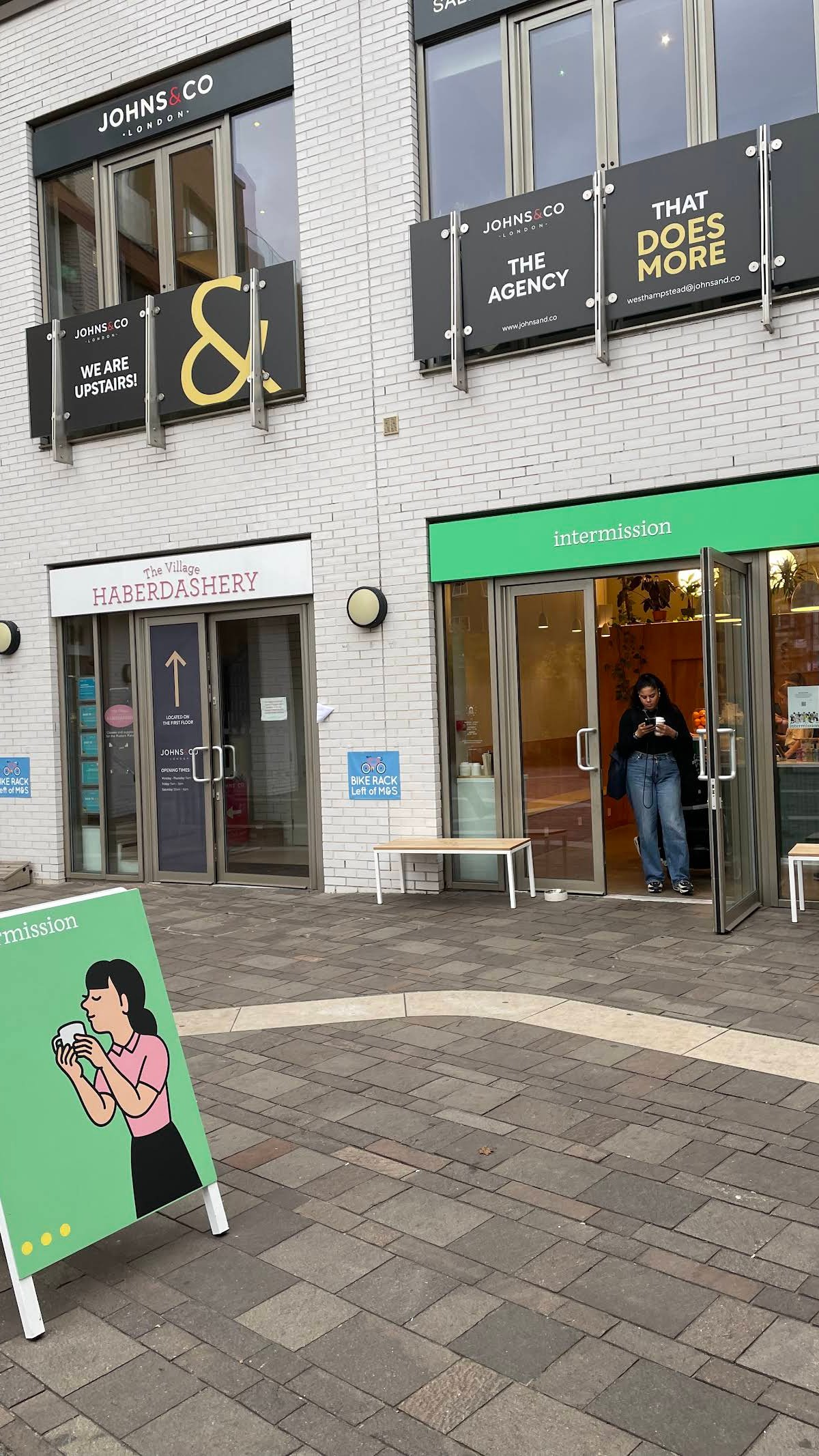 Intermission Coffee specialty coffee shop in London - photo 11