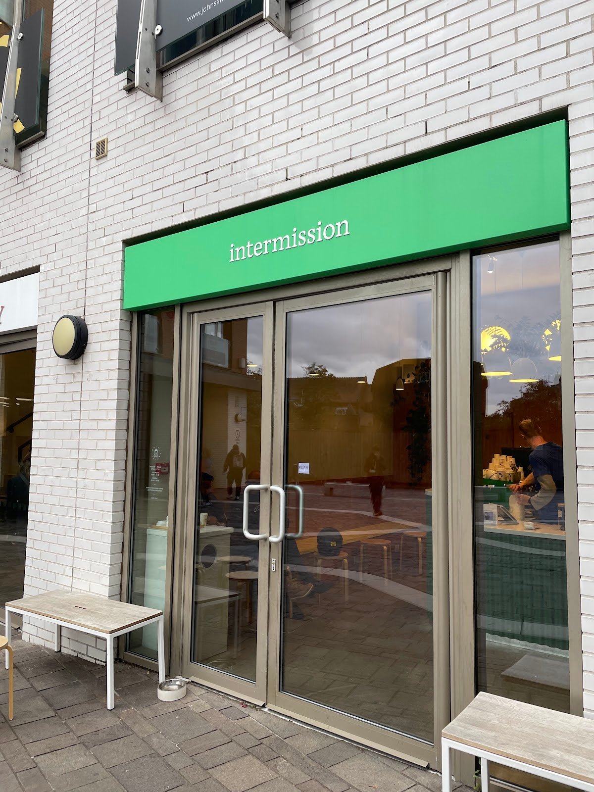 Intermission Coffee specialty coffee shop in London - photo 7