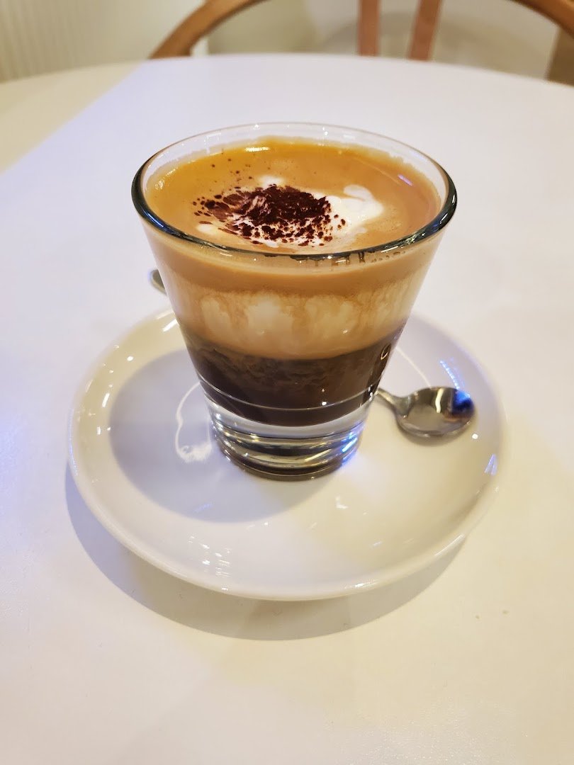Coffee at Paranmanjan Gwanghwamun, specialty coffee shop in Seoul