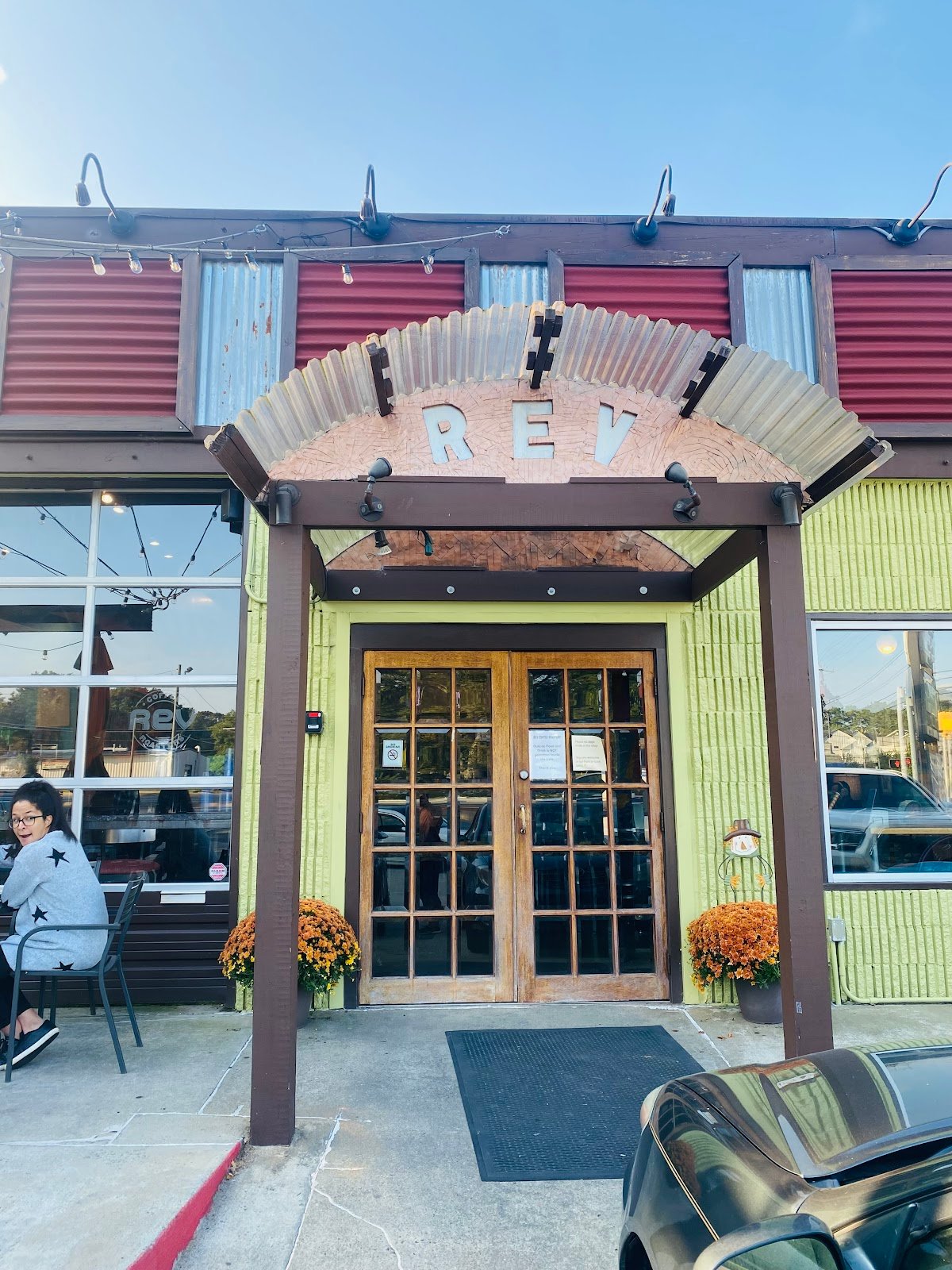 Rev Coffee specialty coffee shop in Atlanta - photo 6