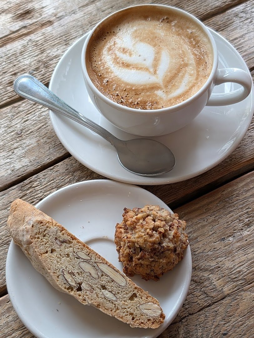 FRIEDL Rösterei & Kekse specialty coffee shop in Berlin - photo 3