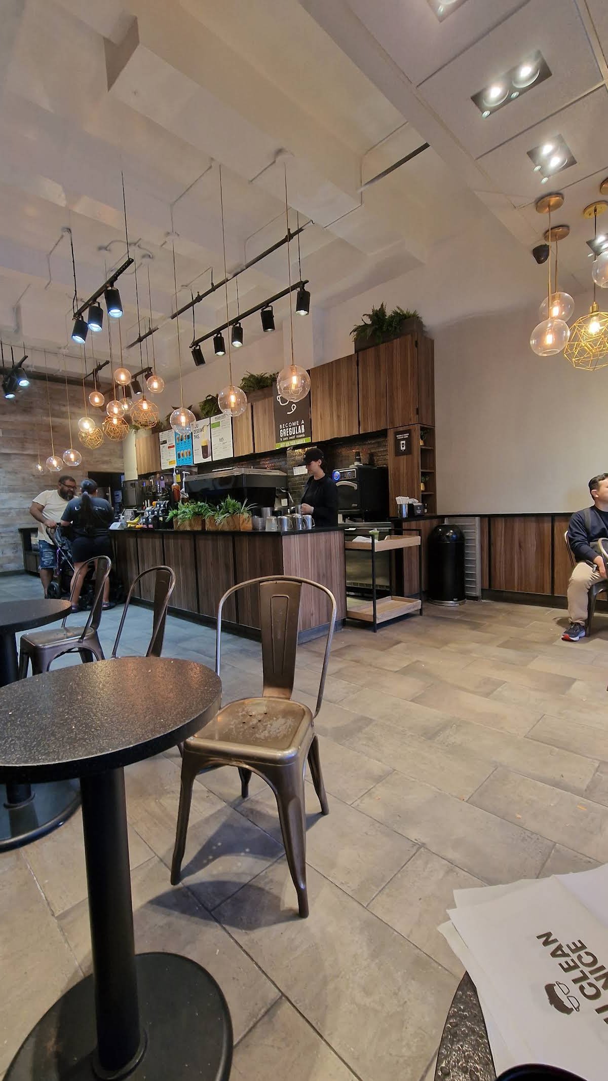 Gregorys Coffee specialty coffee shop in New York - photo 5