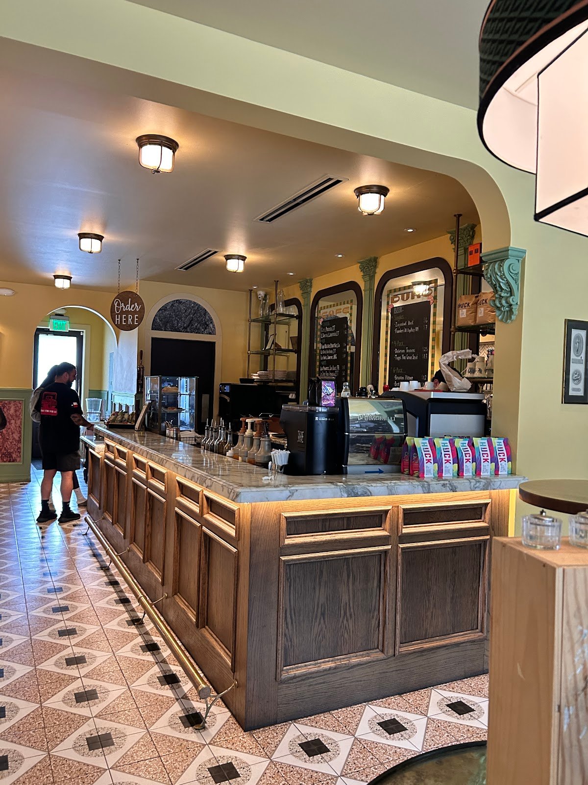 Cafe Duro specialty coffee shop in Dallas - photo 2