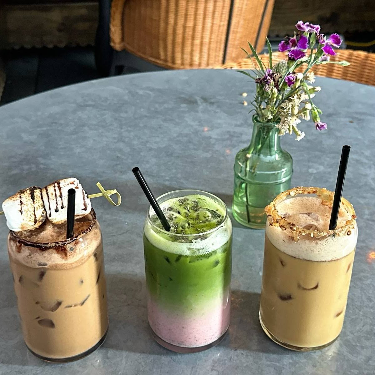 Cafe Duro specialty coffee shop in Dallas - photo 9