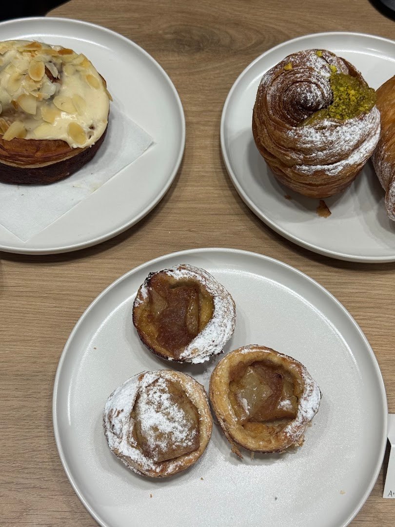 Food at Krušný kafe, specialty coffee shop in Prague