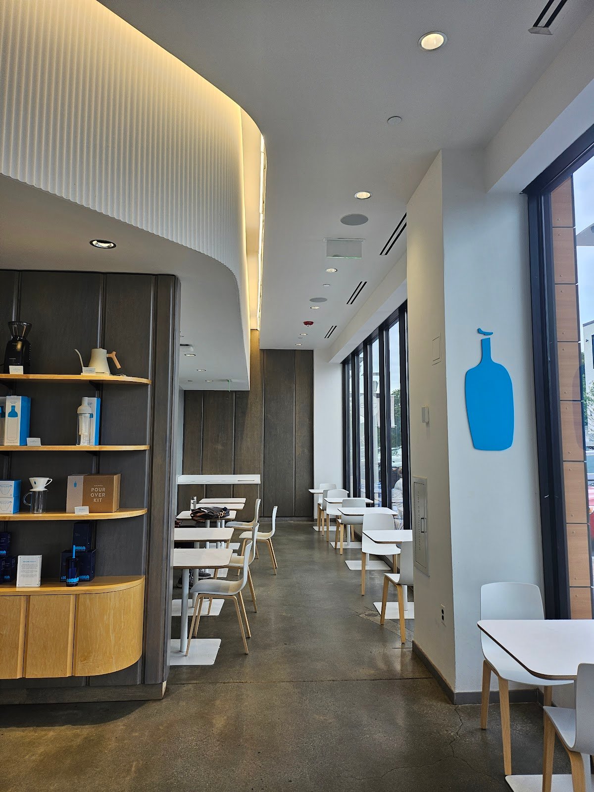 Blue Bottle Coffee specialty coffee shop in Boston - photo 8