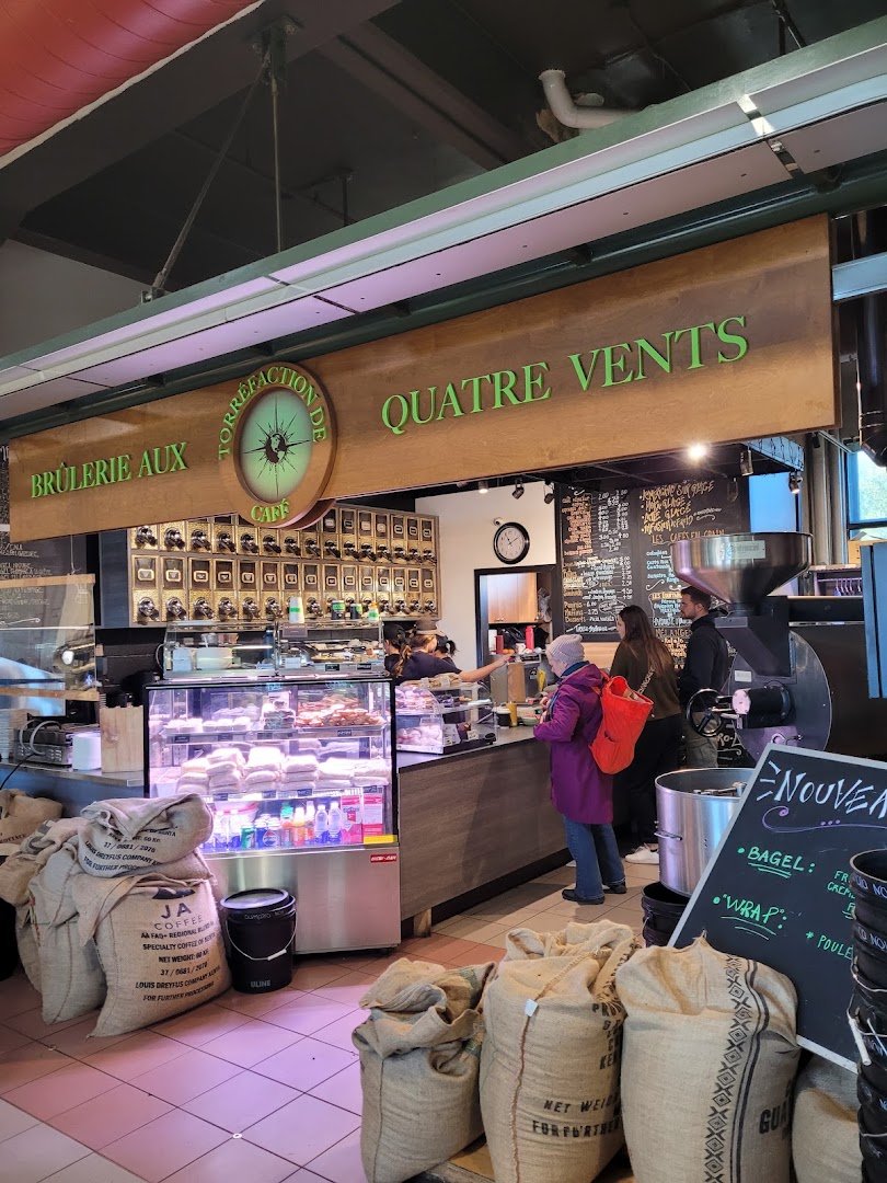 Storefront of Brulerie Aux Quatre Vents, specialty coffee shop in Montreal