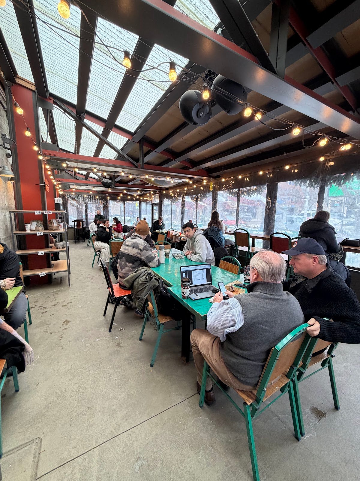 Colectivo Coffee Lincoln Park specialty coffee shop in Chicago - photo 4