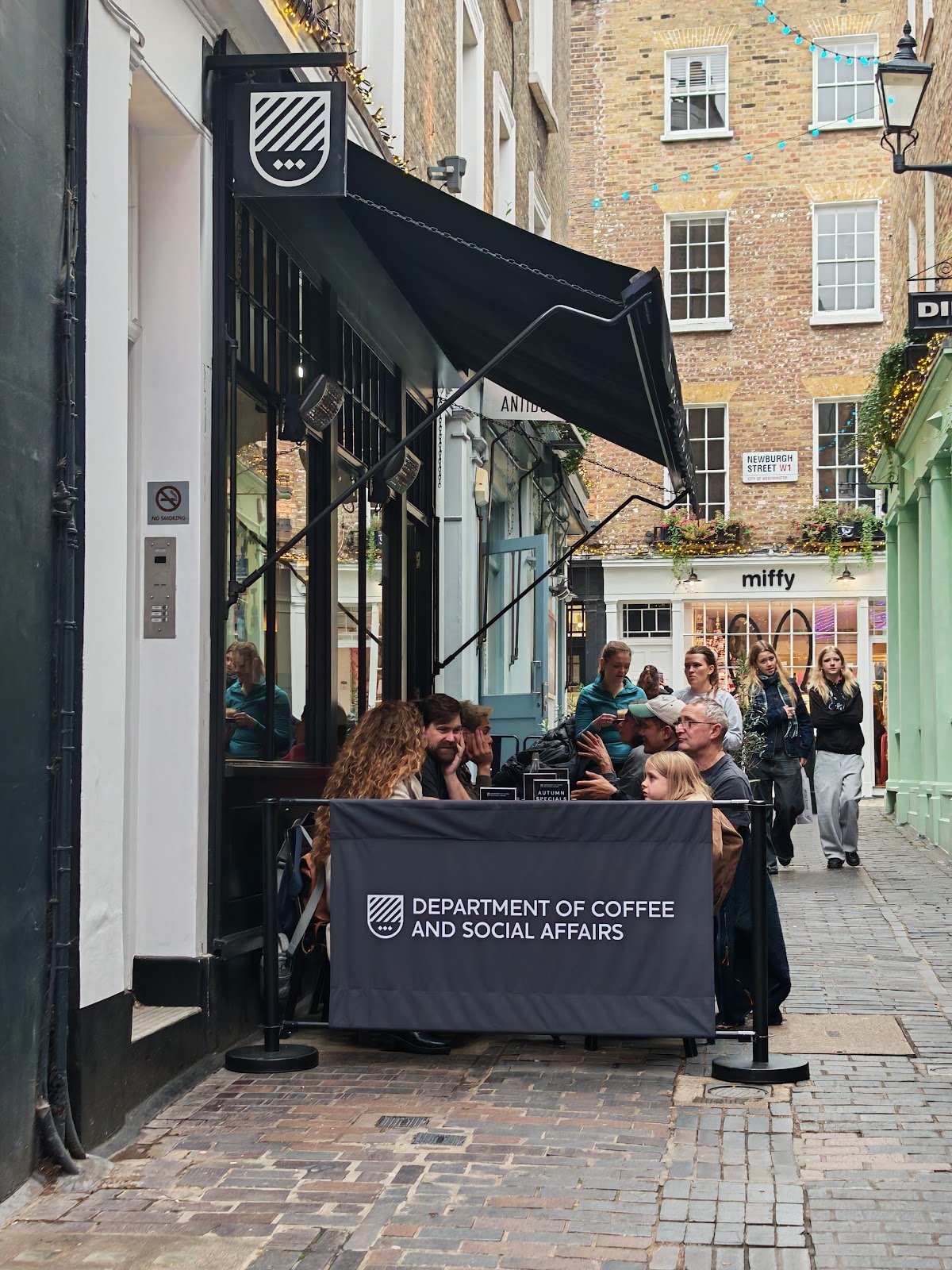 Department of Coffee and Social Affairs specialty coffee shop in London - photo 6