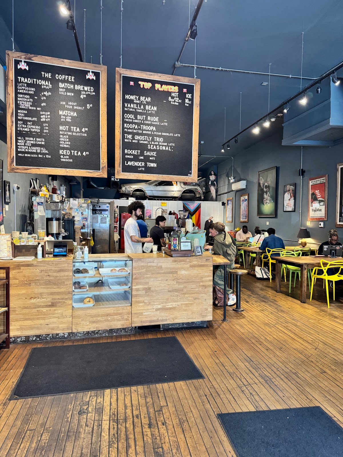 The Wormhole Coffee specialty coffee shop in Chicago - photo 2