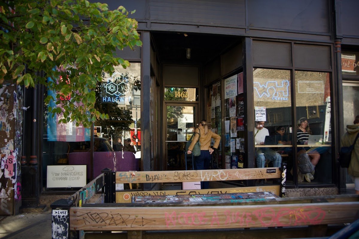The Wormhole Coffee specialty coffee shop in Chicago - photo 4