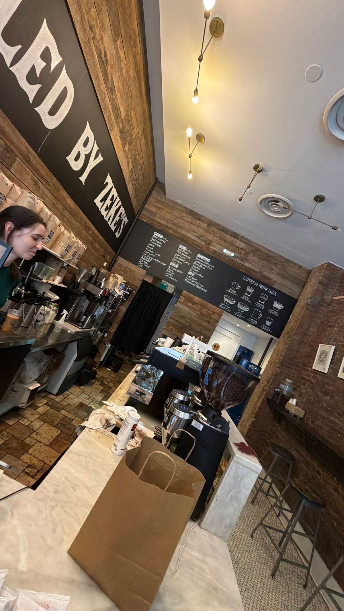 Zeke's Coffee of DC - Downtown specialty coffee shop in Washington, D.C. - photo 13