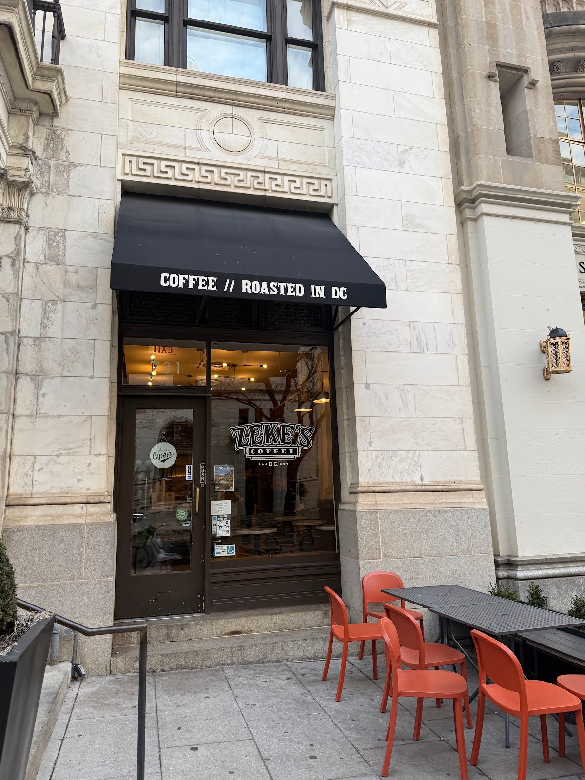 Zeke's Coffee of DC - Downtown specialty coffee shop in Washington, D.C. - photo 3