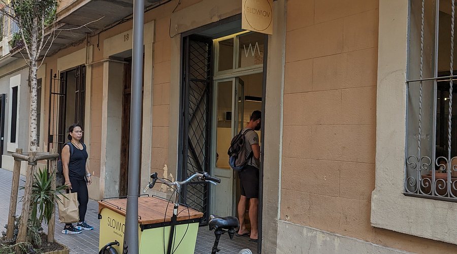 SlowMov specialty coffee shop in Barcelona - photo 12