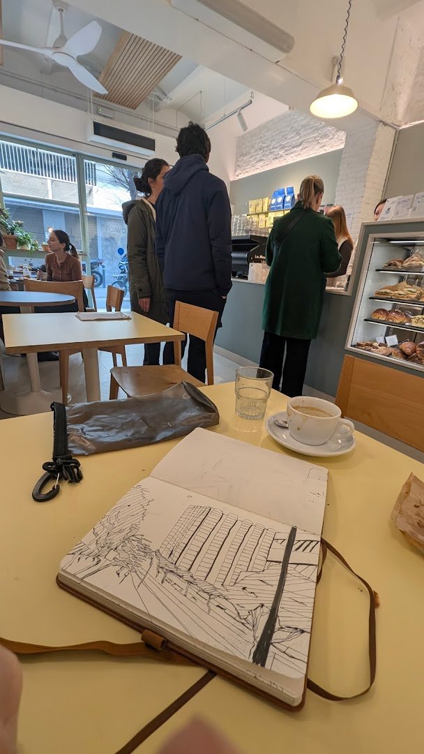 SlowMov specialty coffee shop in Barcelona - photo 5