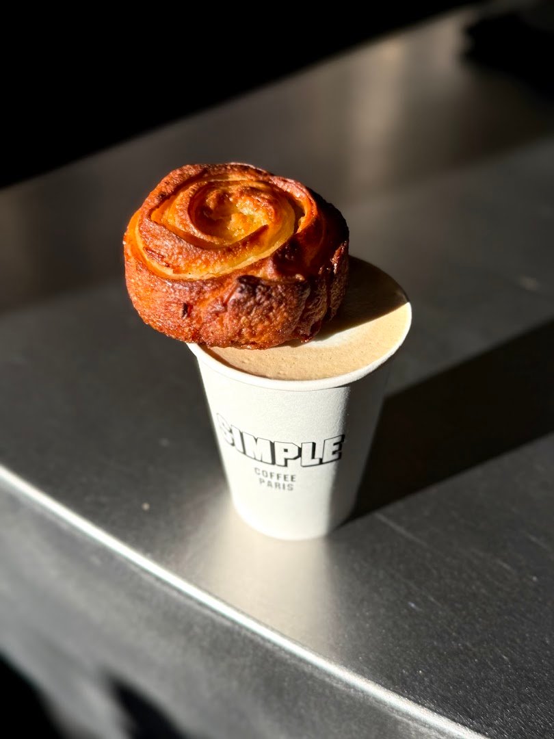 Simple Coffee specialty coffee shop in Paris - photo 2