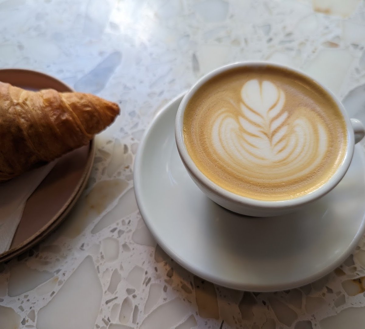 Companion Tea & Coffee specialty coffee shop in Berlin - photo 3