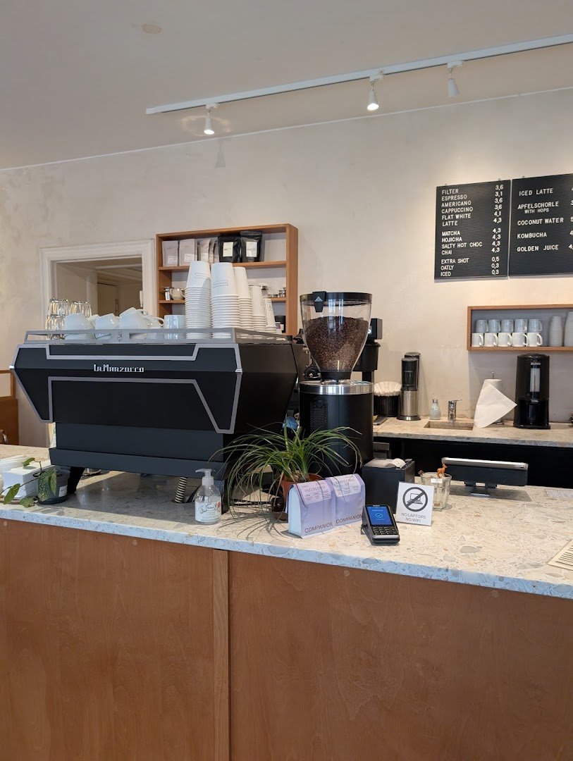 Companion Tea & Coffee specialty coffee shop in Berlin - photo 9
