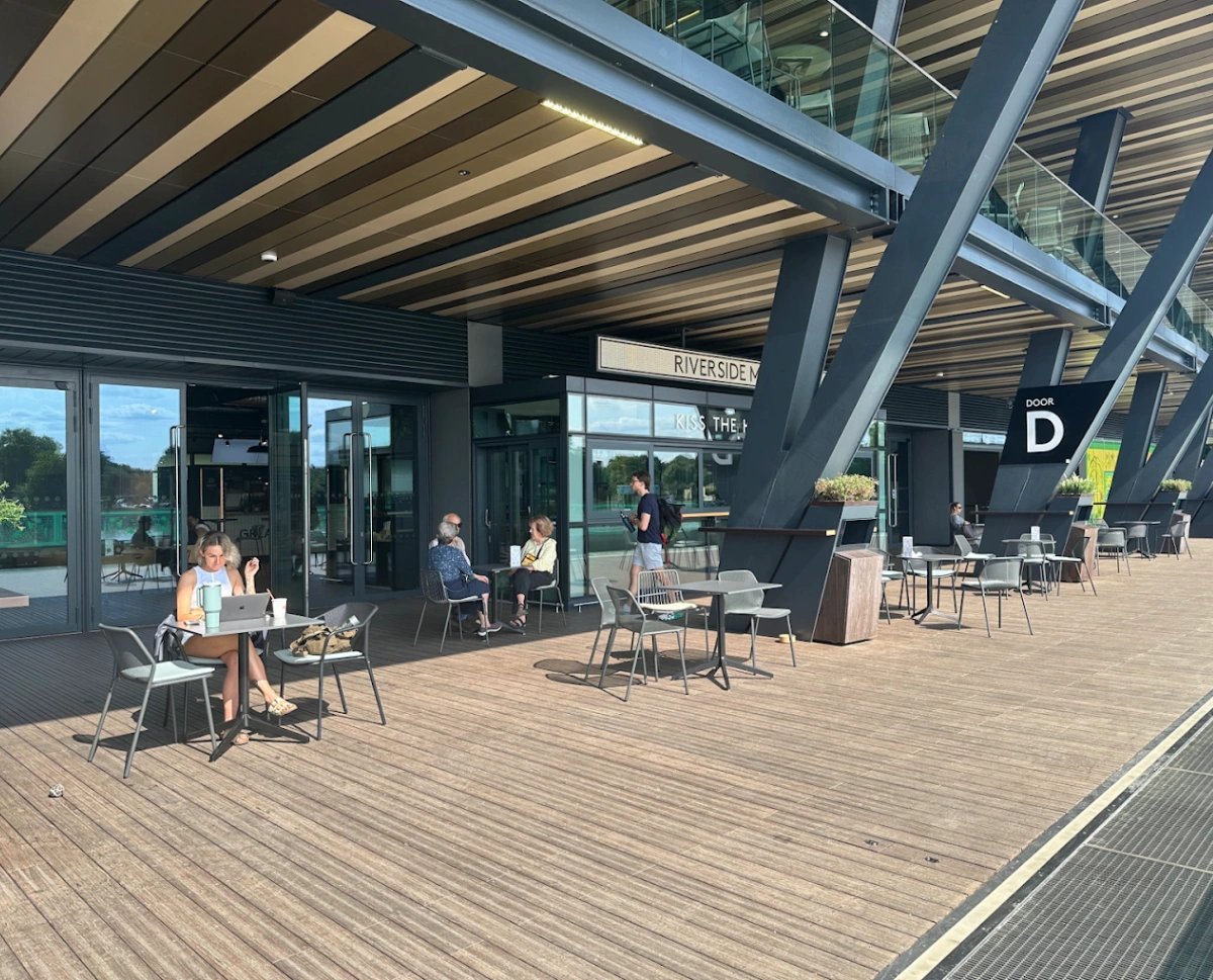 Kiss the Hippo (Fulham Pier) specialty coffee shop in London - photo 2