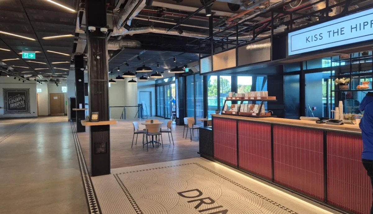 Kiss the Hippo (Fulham Pier) specialty coffee shop in London - photo 3