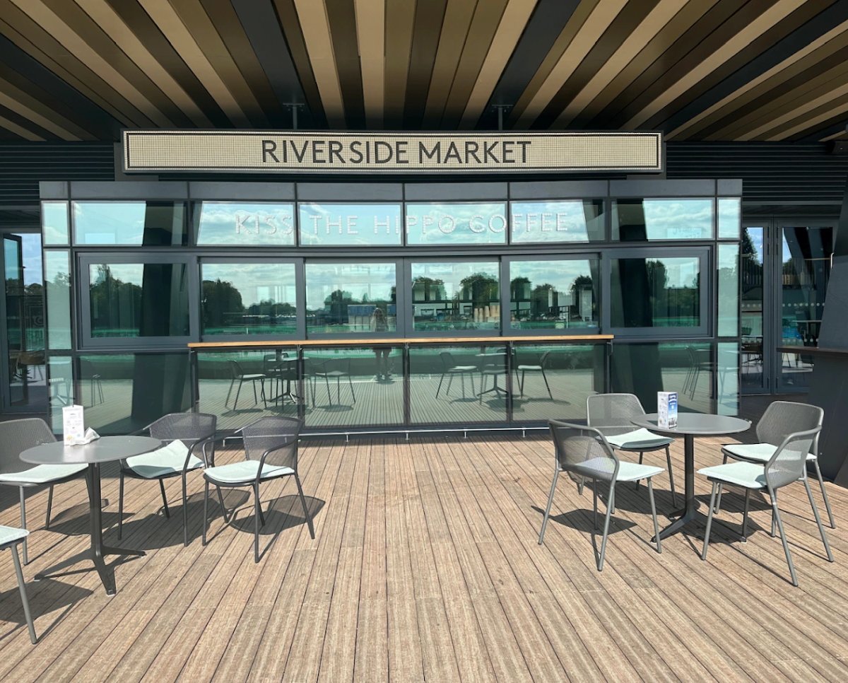 Kiss the Hippo (Fulham Pier) specialty coffee shop in London - photo 4