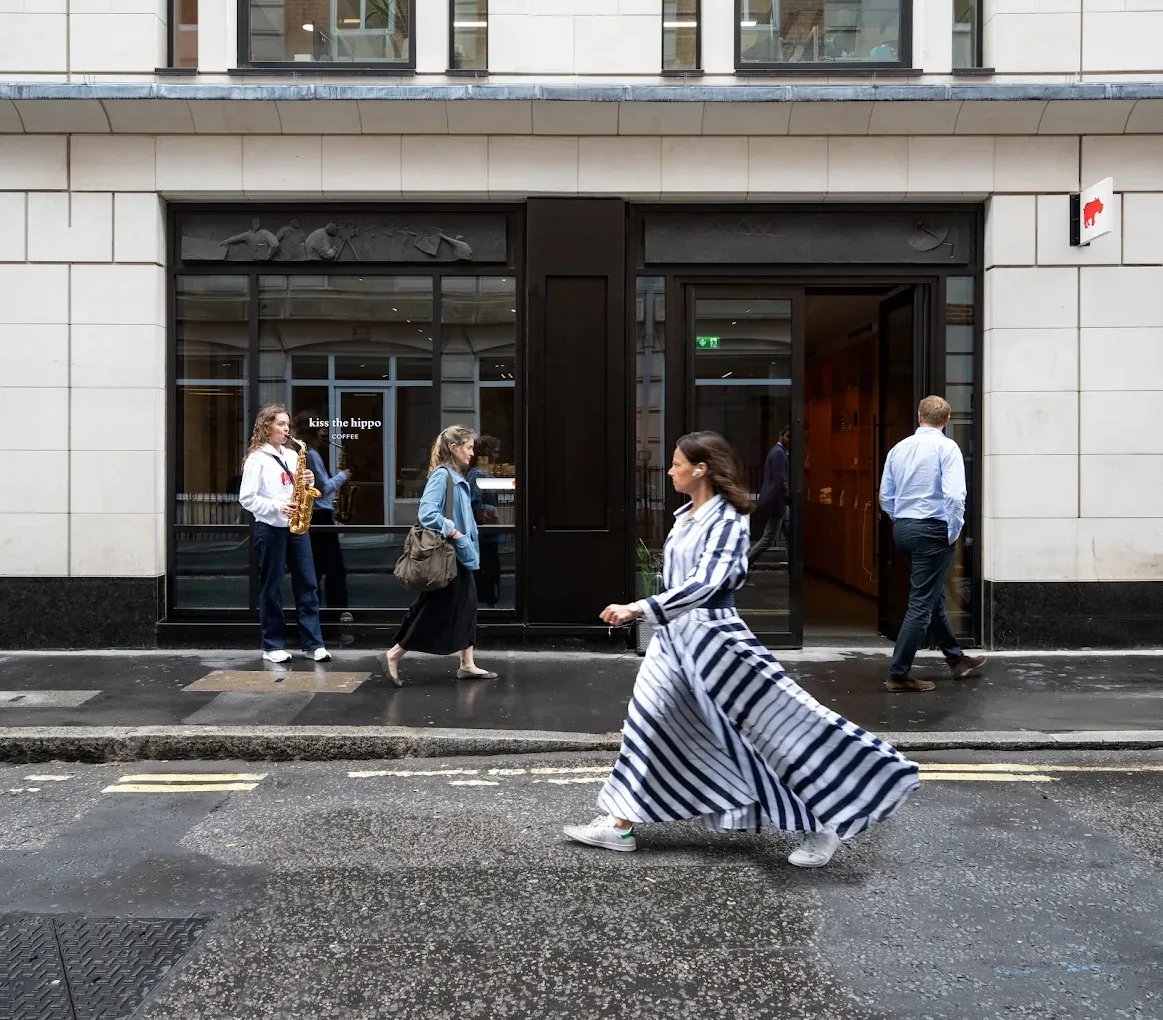 Kiss the Hippo (SoHo) specialty coffee shop in London - photo 2