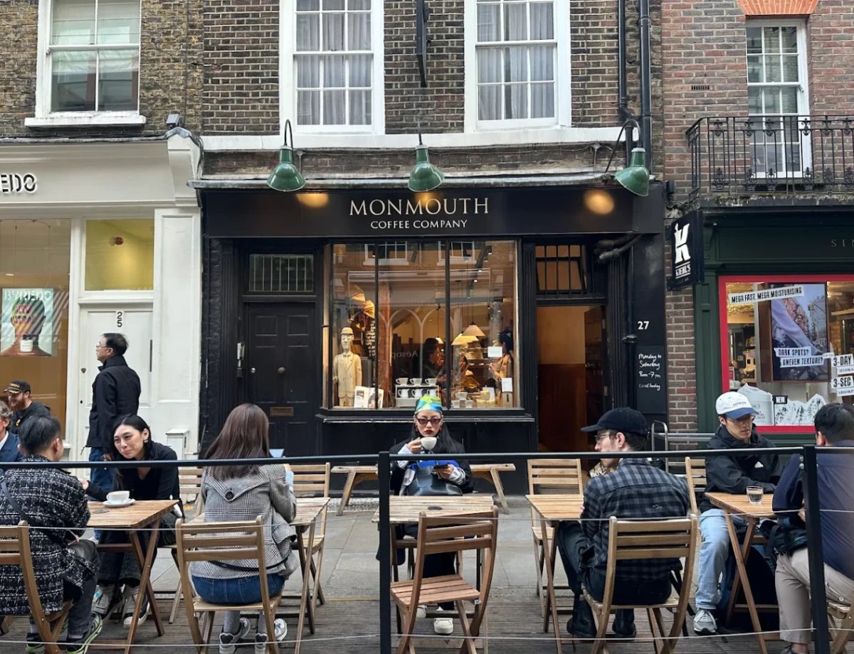 Monmouth Coffee Company (Covent Garden) specialty coffee shop in London - photo 2