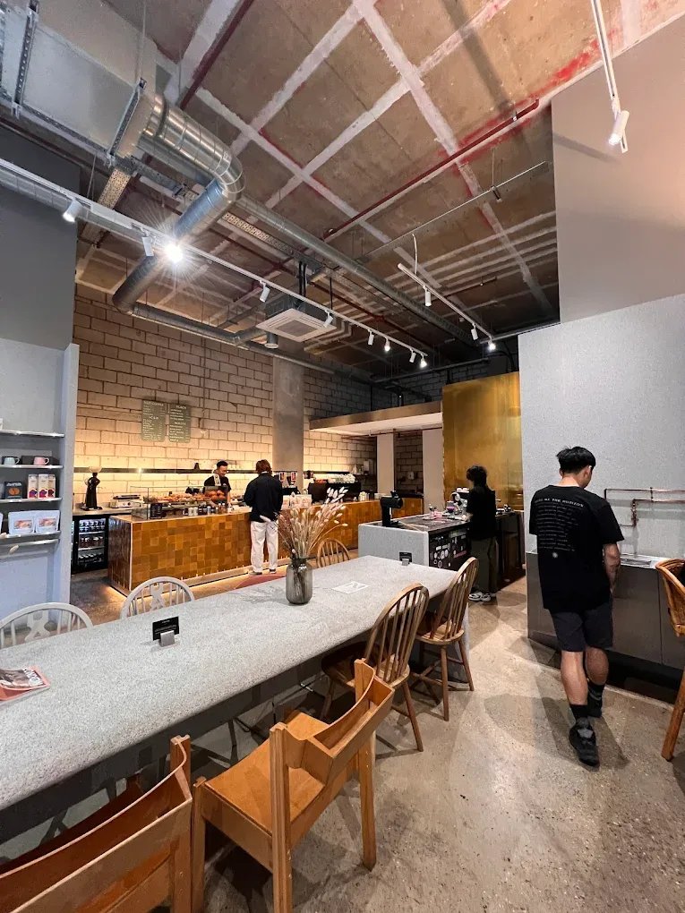 Nostos Coffee (St James's) specialty coffee shop in London - photo 4