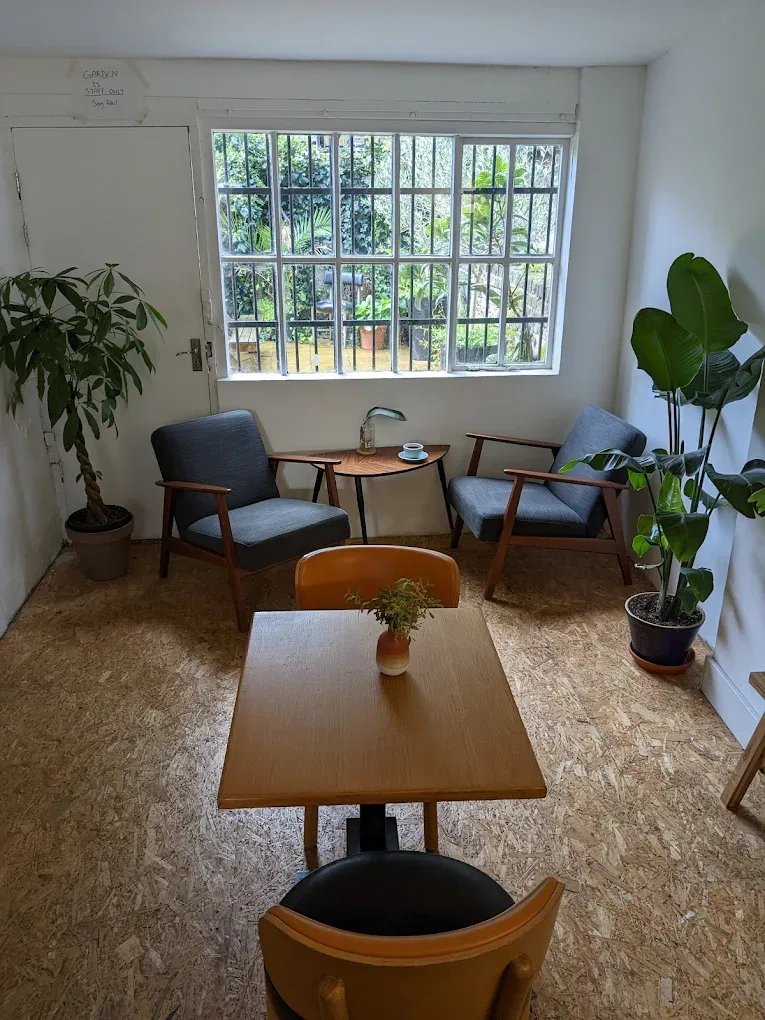 Lodestar Coffee specialty coffee shop in London - photo 4