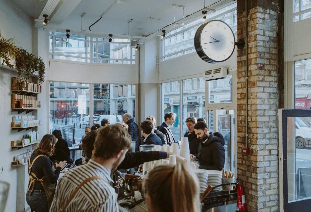 Rosslyn (78 Queen Victoria St) specialty coffee shop in London - photo 3