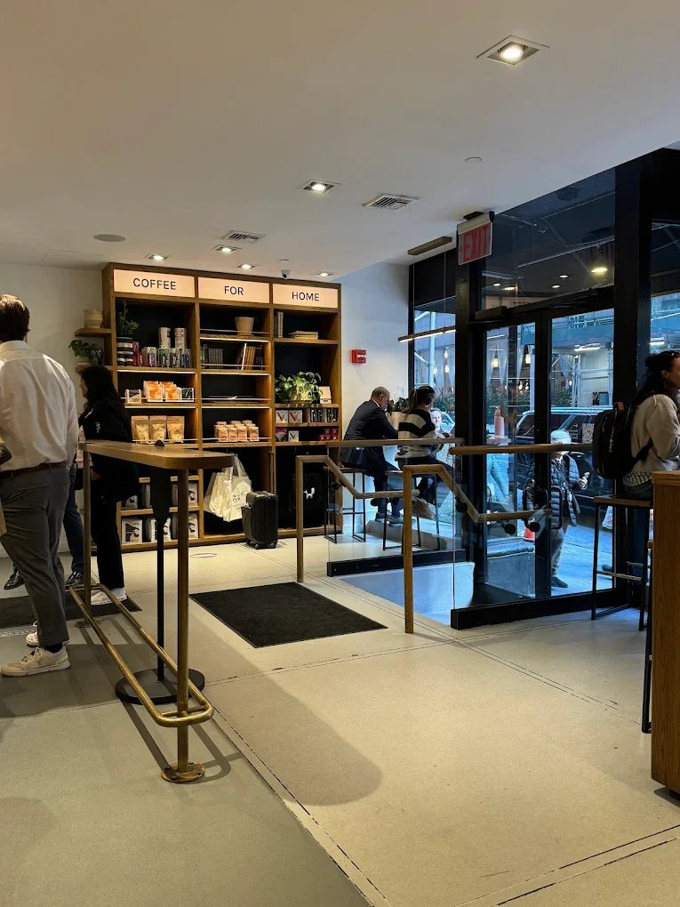 Black Fox (Midtown East) specialty coffee shop in New York - photo 3