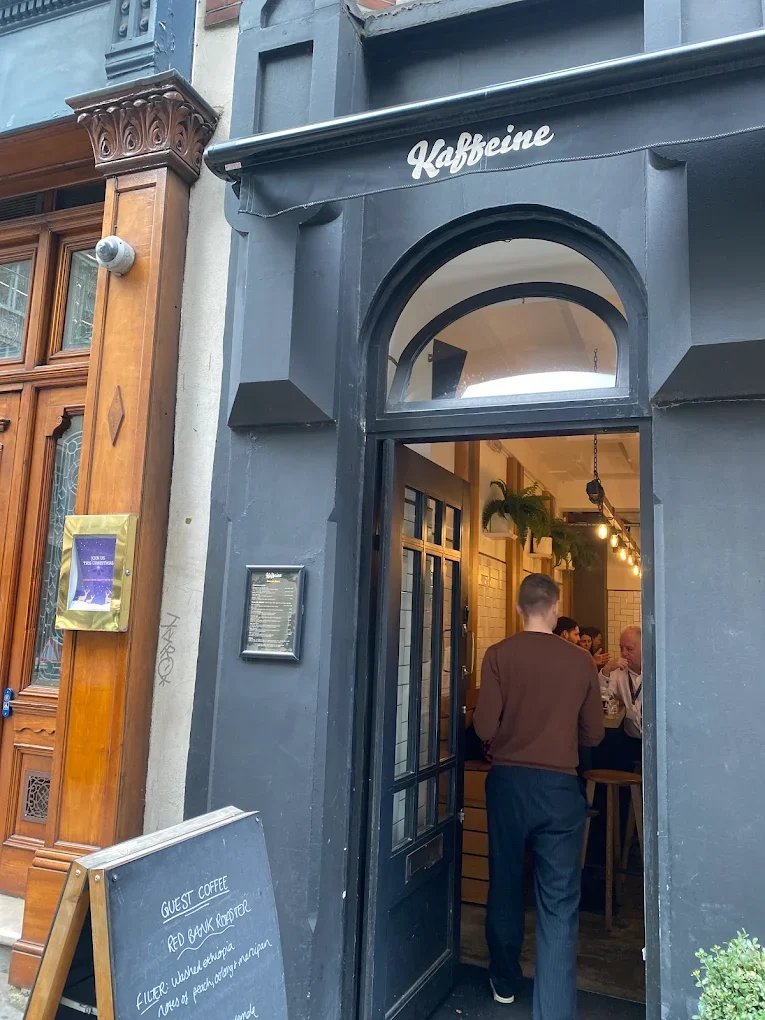 Kaffeine (Eastcastle Street) specialty coffee shop in London - photo 8