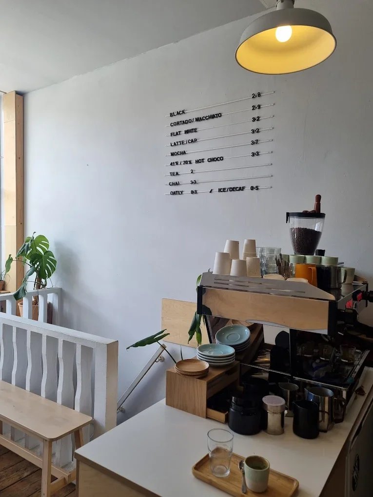 Lodestar Coffee specialty coffee shop in London - photo 9