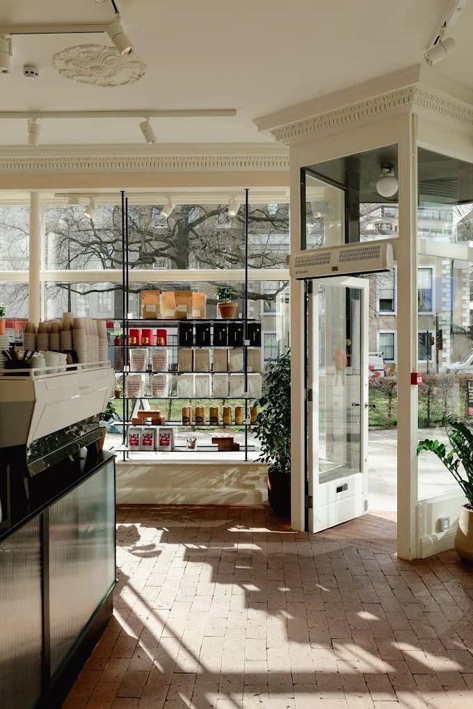 Rosslyn (118 London Wall) specialty coffee shop in London - photo 8