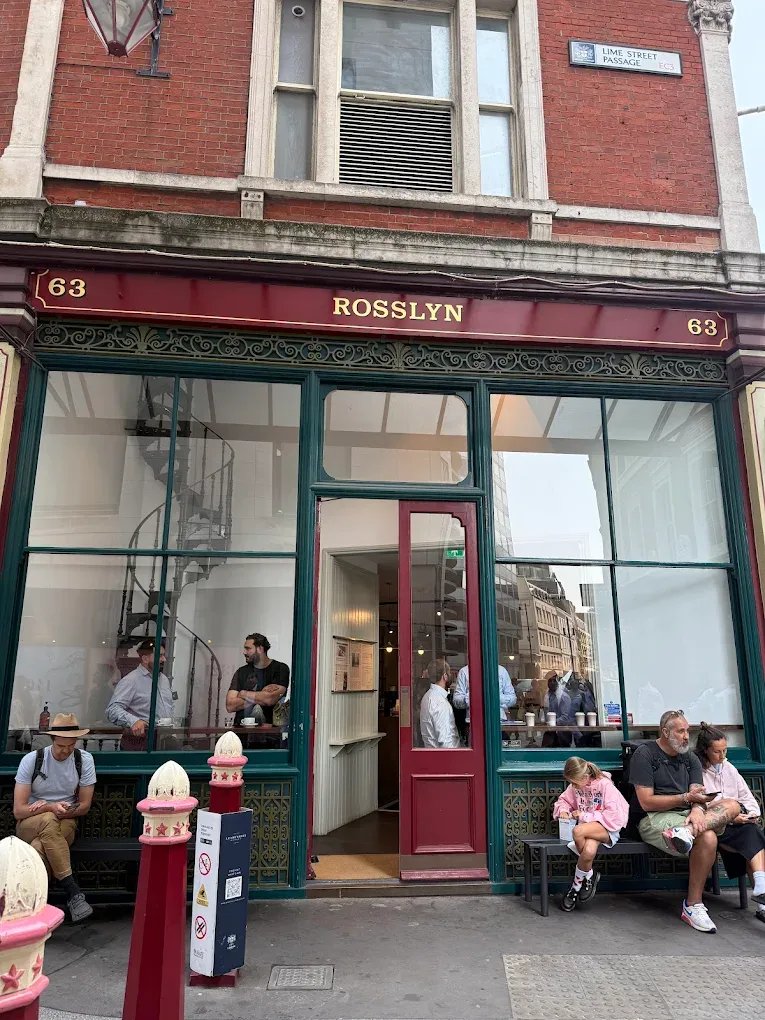 Rosslyn (Leadenhall Market) specialty coffee shop in London - photo 6