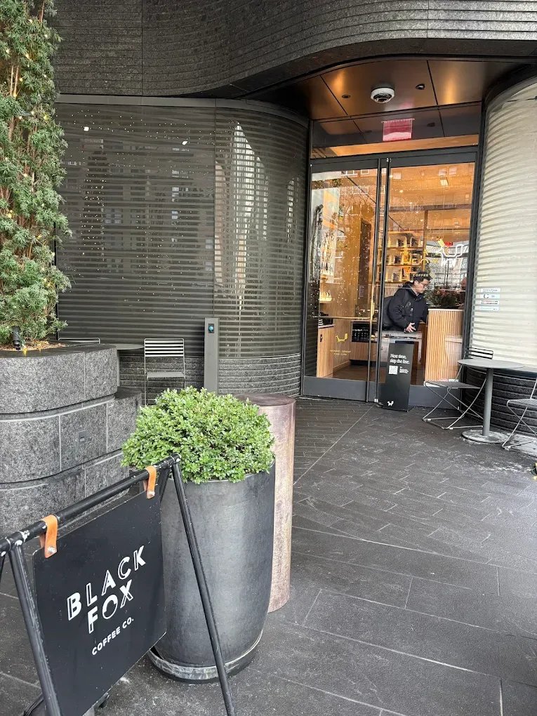 Black Fox (Chelsea) specialty coffee shop in New York - photo 5