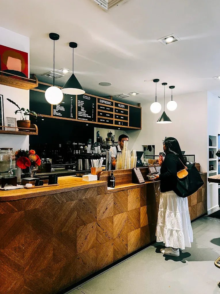 Black Fox (Midtown East) specialty coffee shop in New York - photo 5