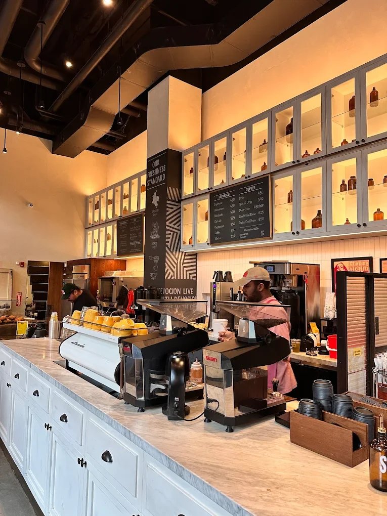 Devoción Dumbo specialty coffee shop in New York - photo 8