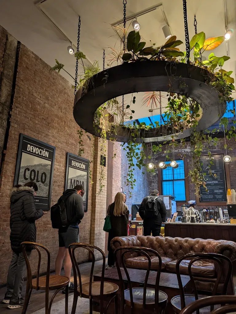 Devoción Flatiron District specialty coffee shop in New York - photo 6