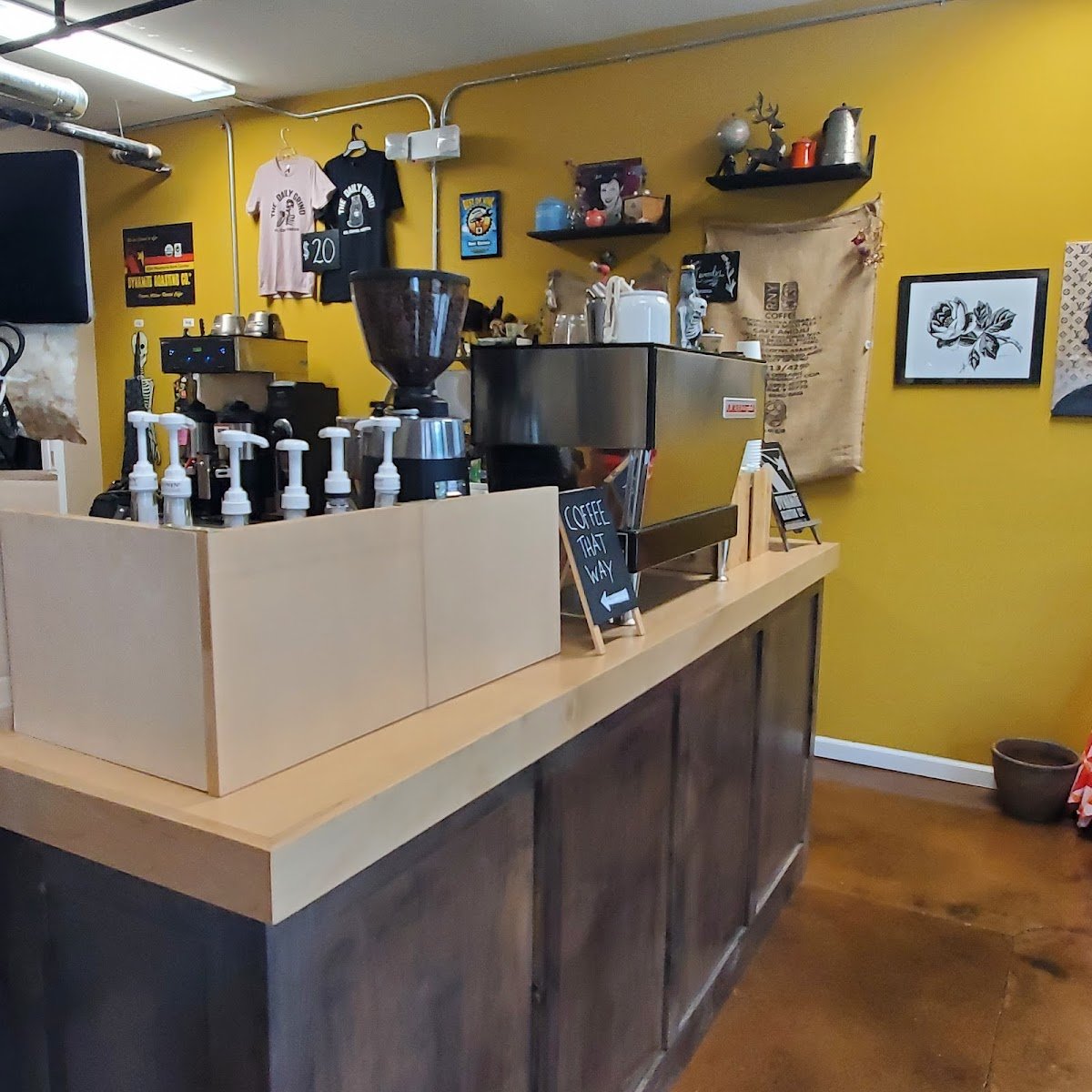 The Daily Grind Biltmore Village specialty coffee shop in Asheville - photo 2