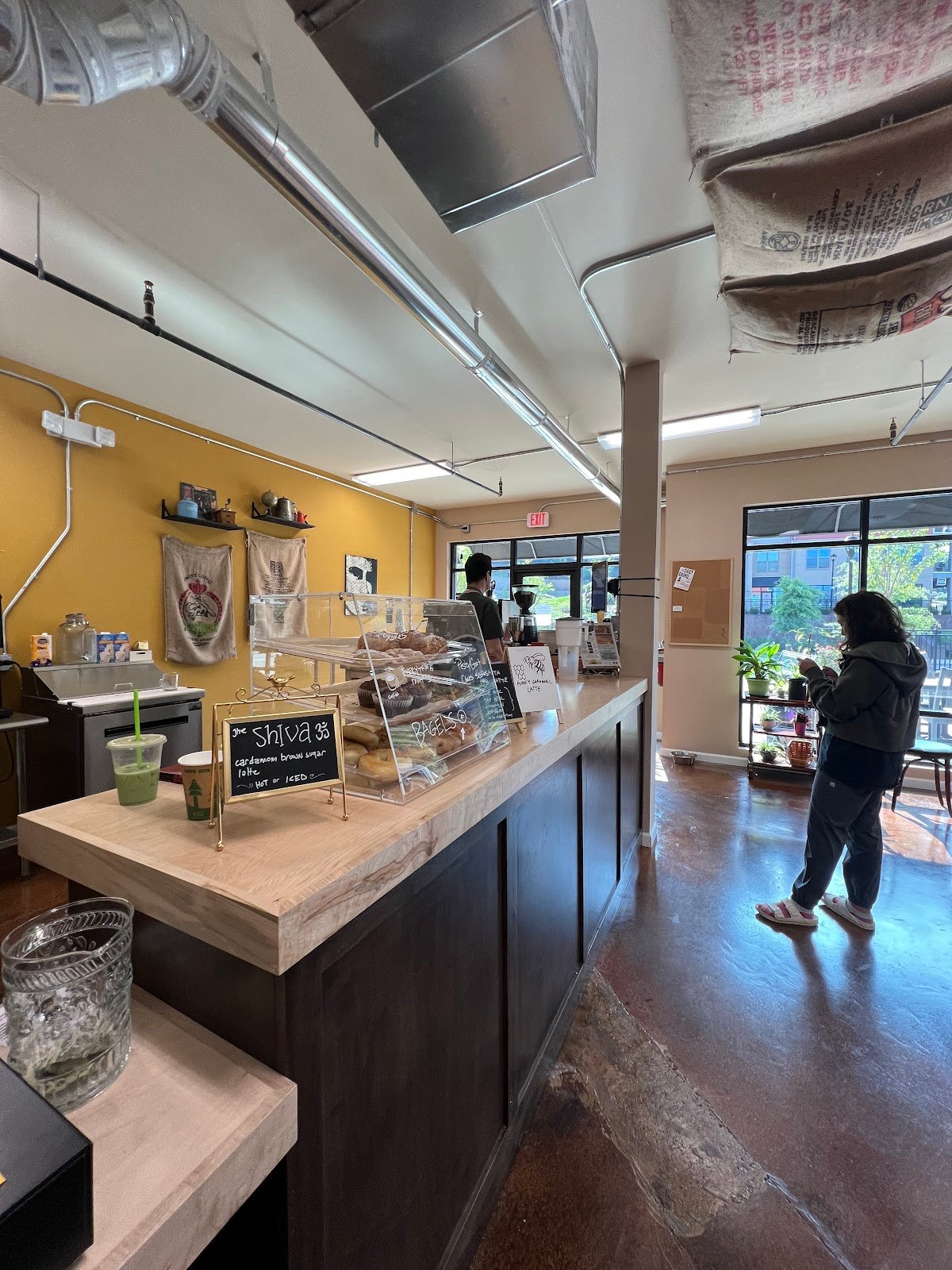 The Daily Grind Biltmore Village specialty coffee shop in Asheville - photo 6