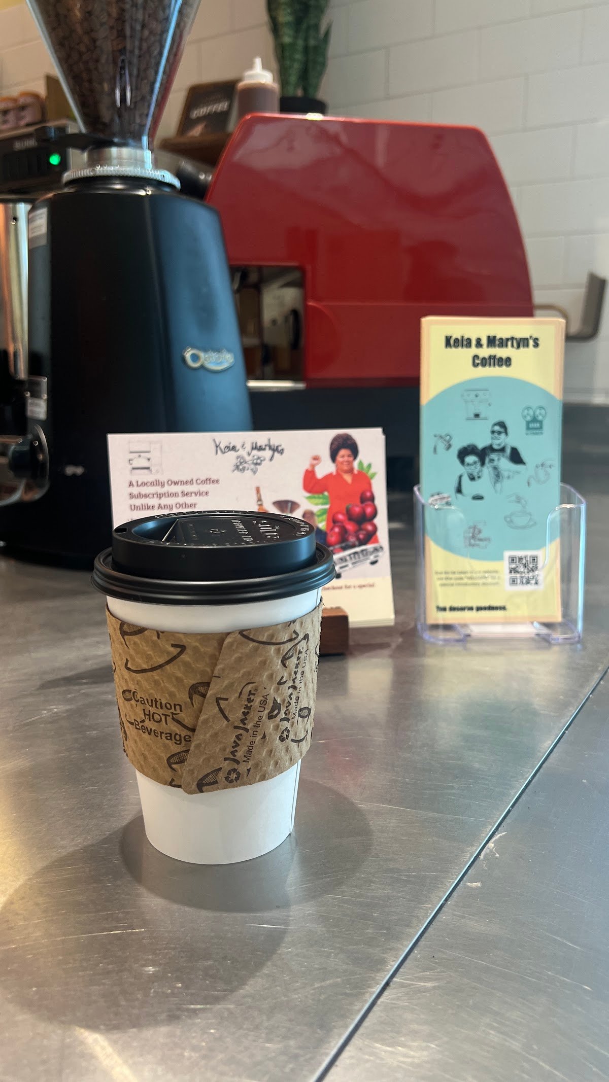 Keia and Martyn’s Coffee shop specialty coffee shop in Portland - photo 3