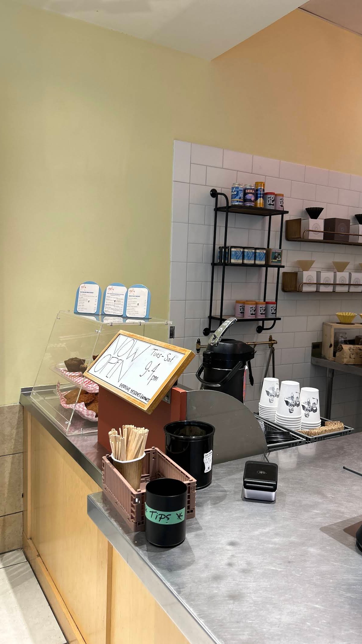 Keia and Martyn’s Coffee shop specialty coffee shop in Portland - photo 8