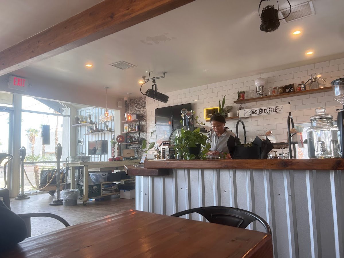 Froth Coffee Roasters specialty coffee shop in Phoenix - photo 3