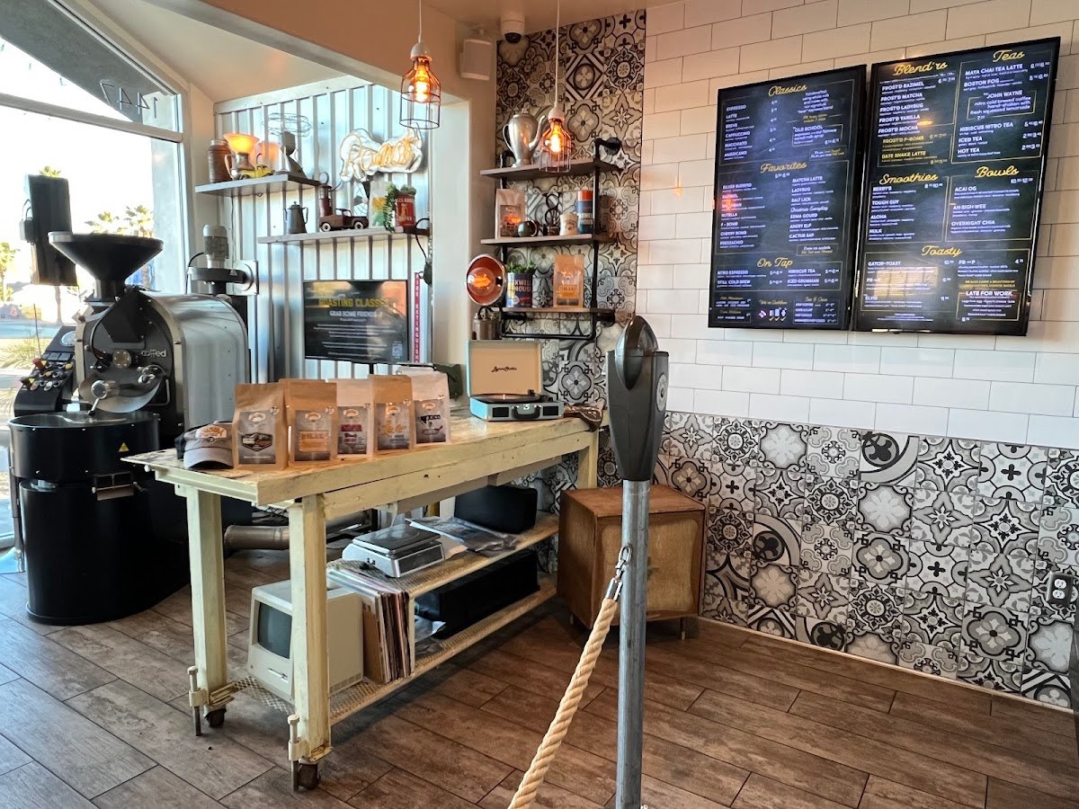 Froth Coffee Roasters specialty coffee shop in Phoenix - photo 7