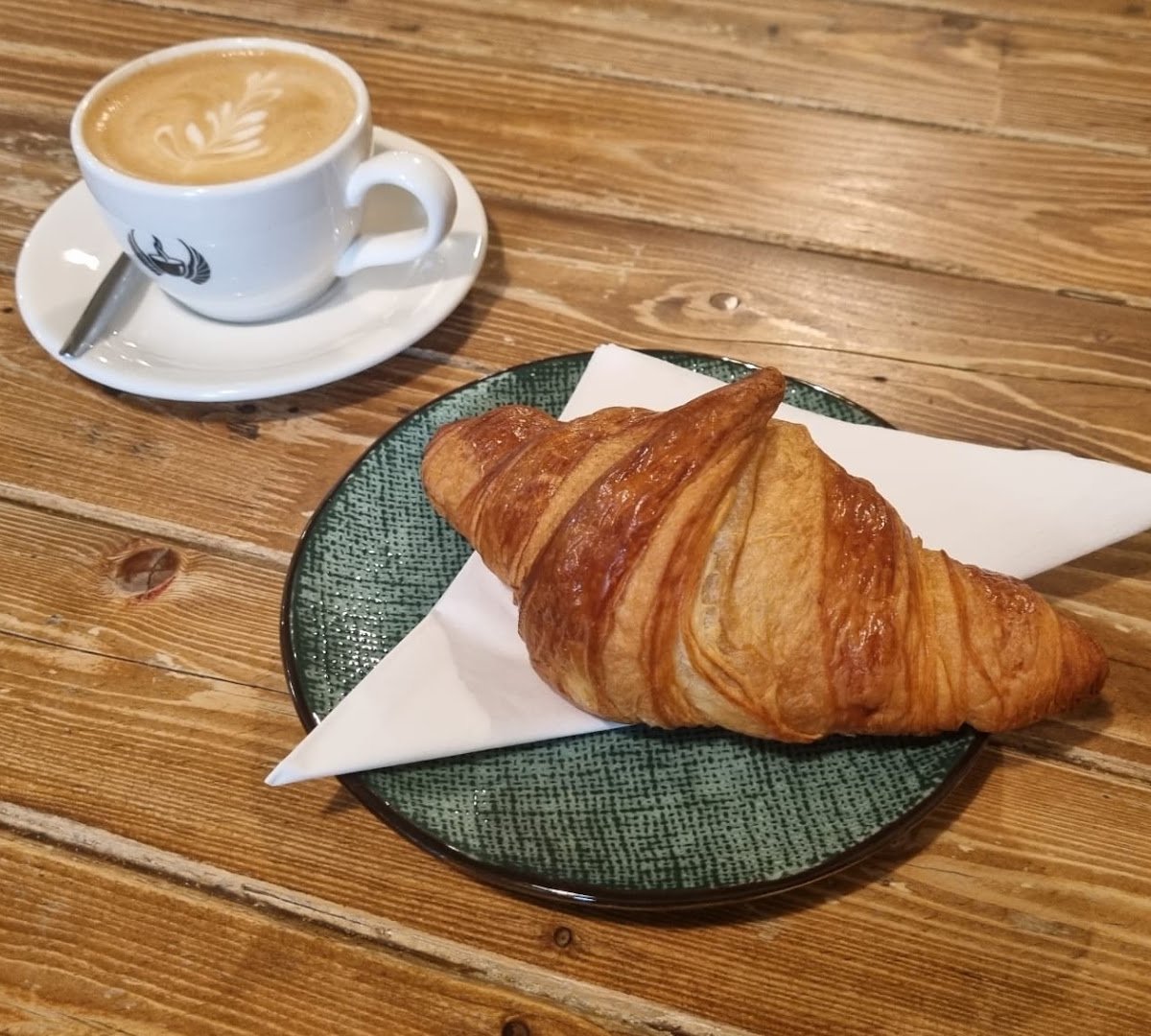 The Coffee Virus specialty coffee shop in Amsterdam - photo 6