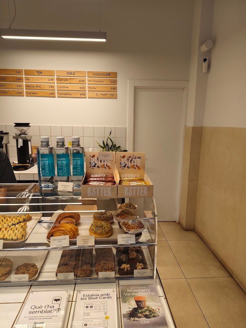 Syra Coffee | Cafeteria Barcelona specialty coffee shop in Barcelona - photo 5