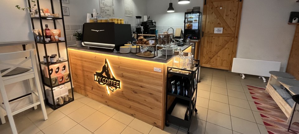 IVY COFFEE specialty coffee shop in Budapest - photo 10