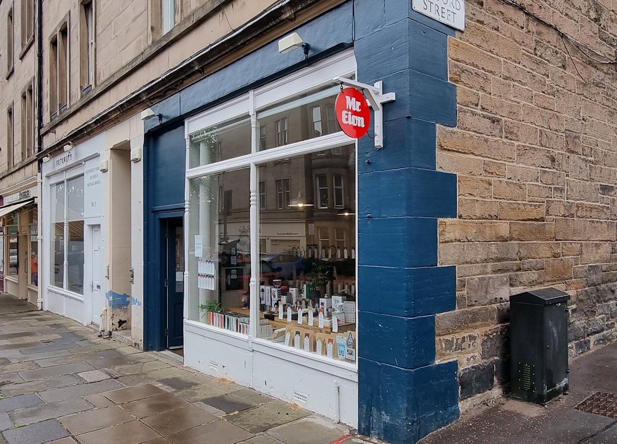 Storefront of Mr Eion - Coffee Roaster, specialty coffee shop in Edinburgh